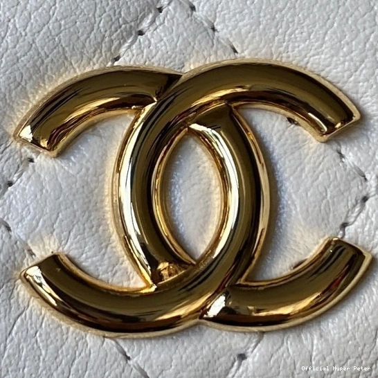 Hyper Peter CHANEL WITH CHANELUTCH CHAIN 0816